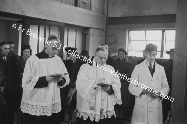 MOUNTMELLICK PRODUCTS LTD:V.REV FR.BURBAGE P.P.V.F.& REV.C.O'CONNOR DON.S.J. BLESSING THE FACTORY